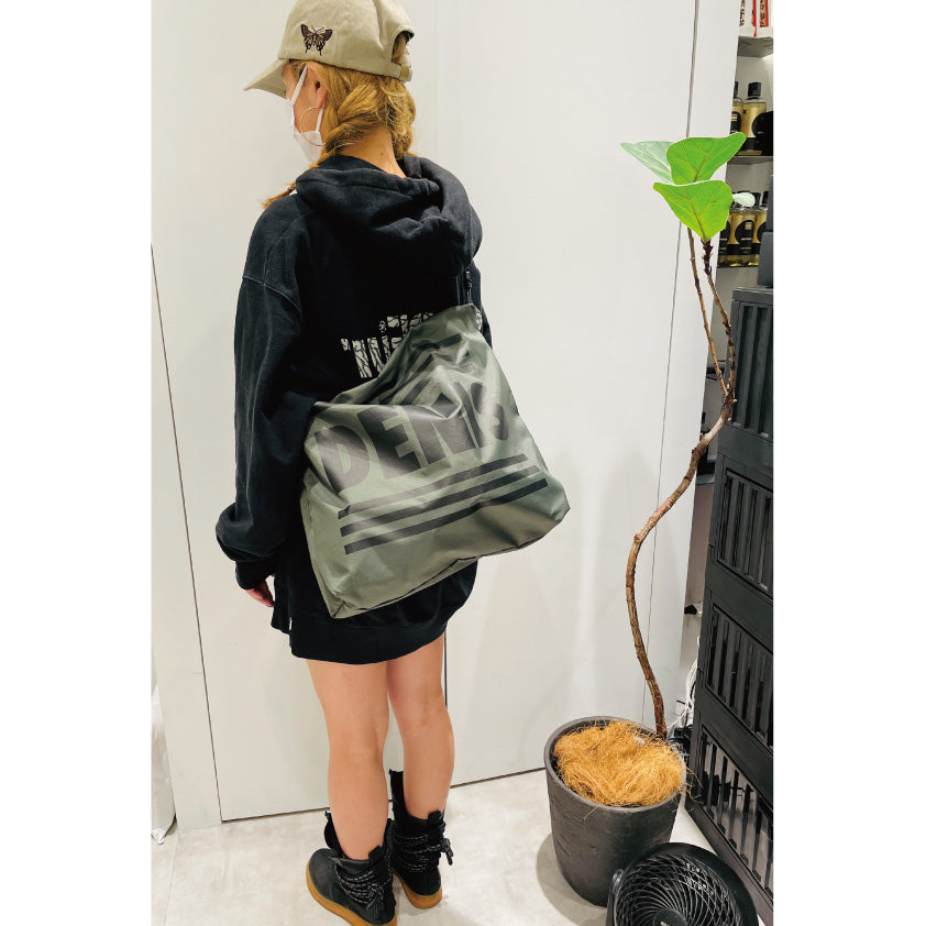 ナイロントートバッグ