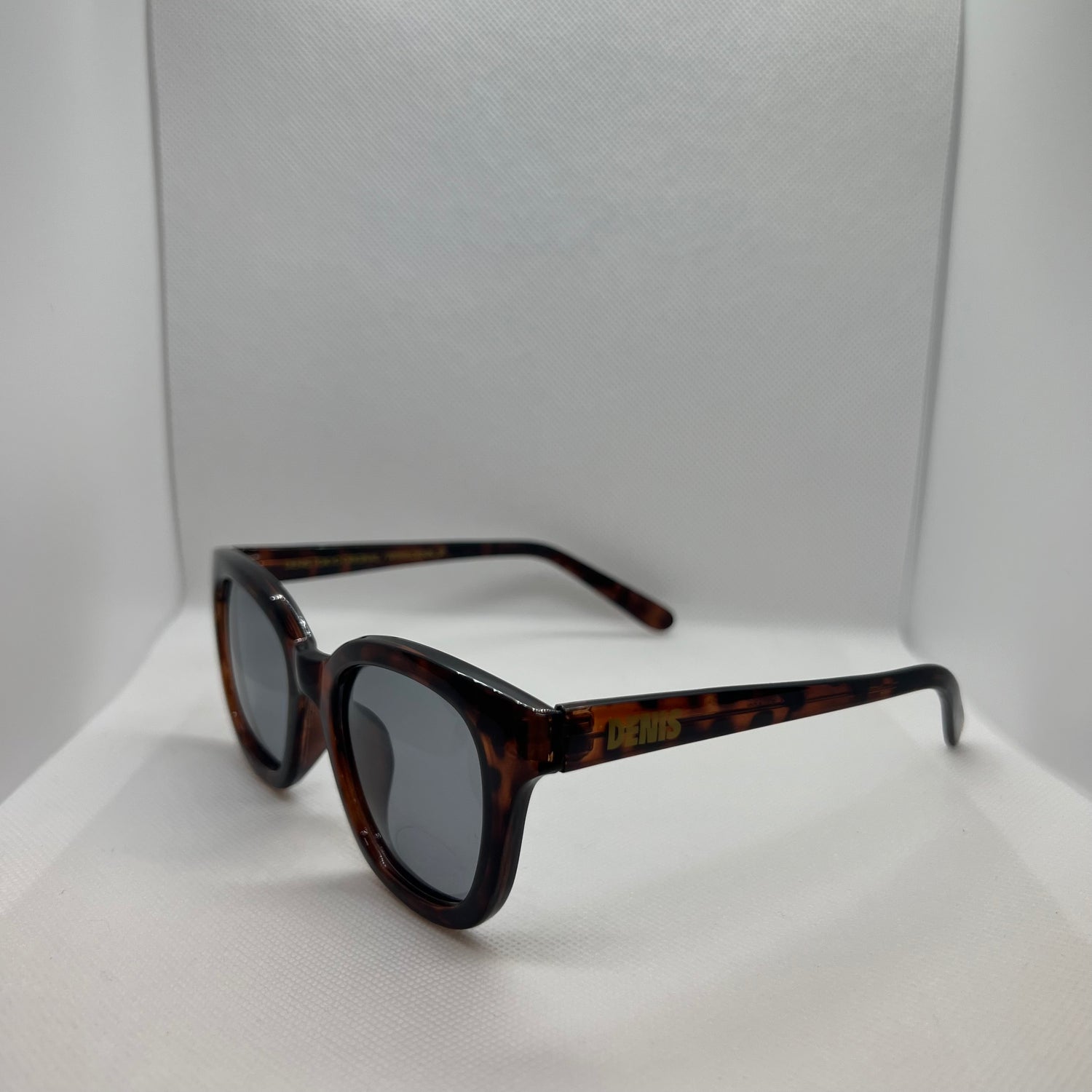 DENIS Sunglasses Bekko Camo Polarized Lenses