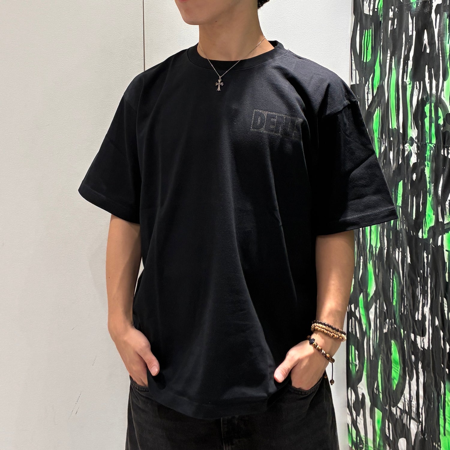 DENIS BOX LOGO Tee